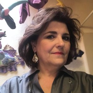 Meet your Posher, Kelley